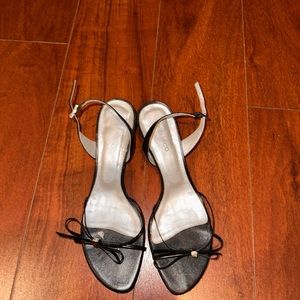 KLUB NICO VINTAGE BOW KITTEN HEEL